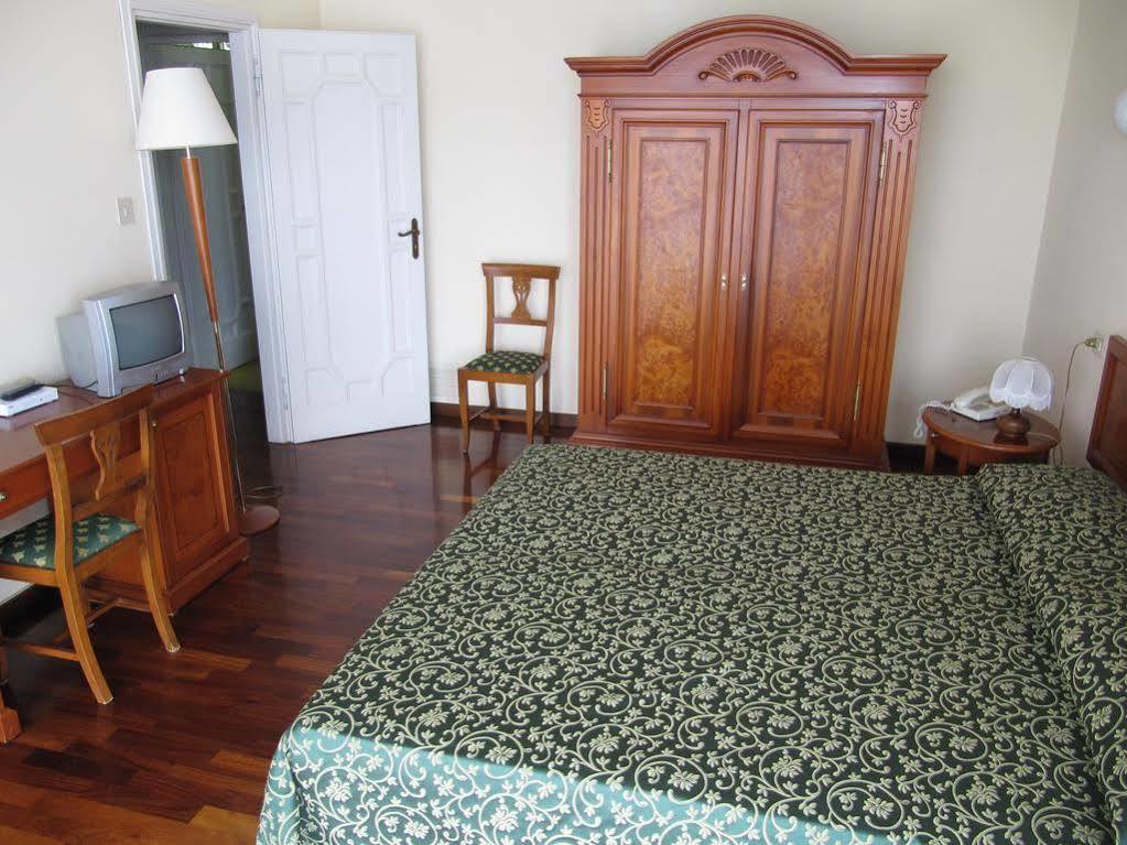 Villa Cappellina Тосколано Мадерно Екстериор снимка